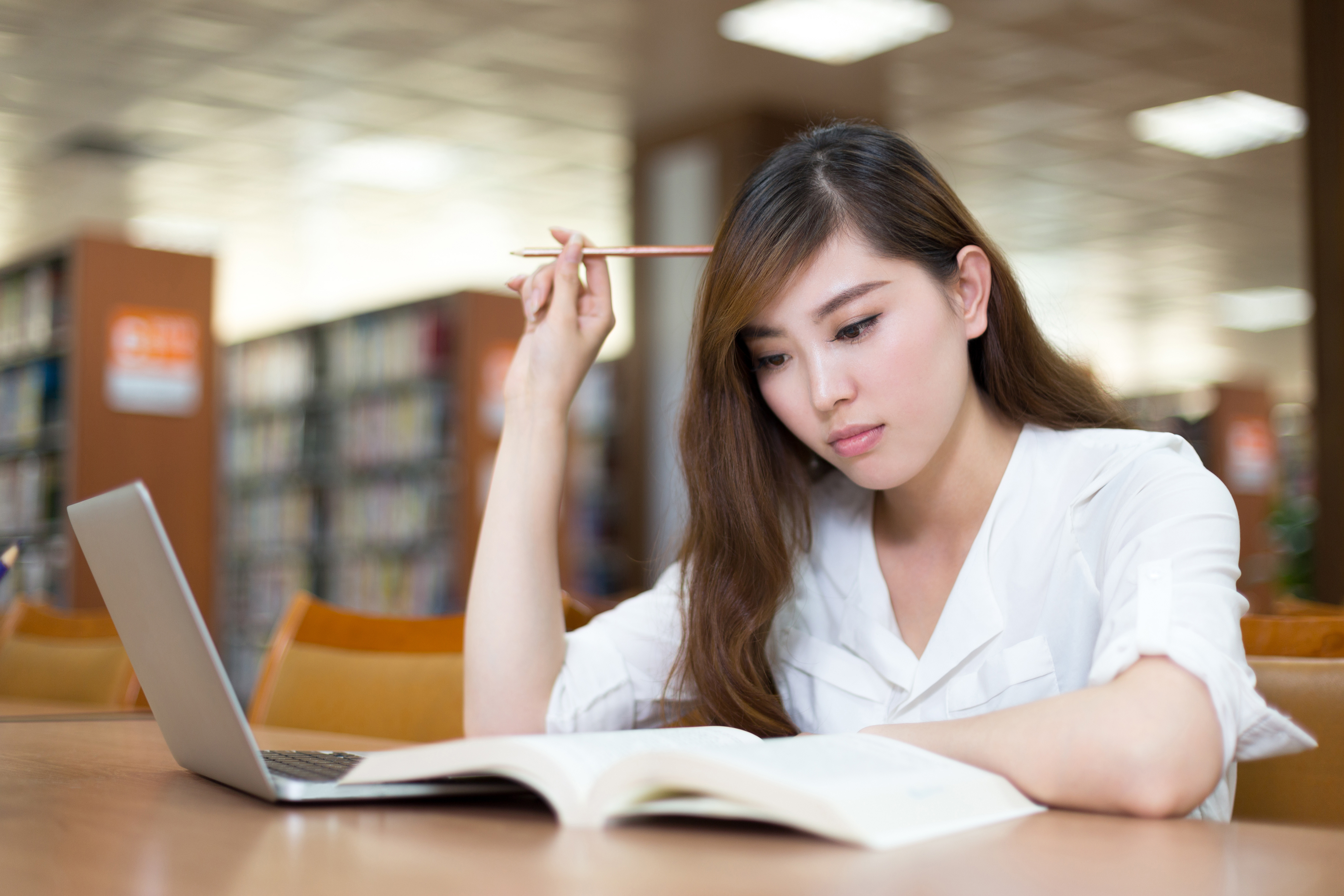 Where Chinese students study english? connect with Chinese student
